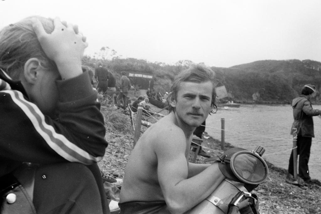 74-63  1974 г.  С.Баландин к старту готов! Первенство Восточной зоны по подводному ориентированию. о-в Попова, Владивосток.