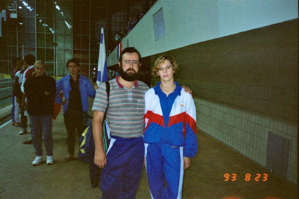 93-20  1993 г.  Перед началом соревнований. П.В.Тимченко со своей ученицей И.Егорушкиной. ХV чемпионат Европы. Москва.