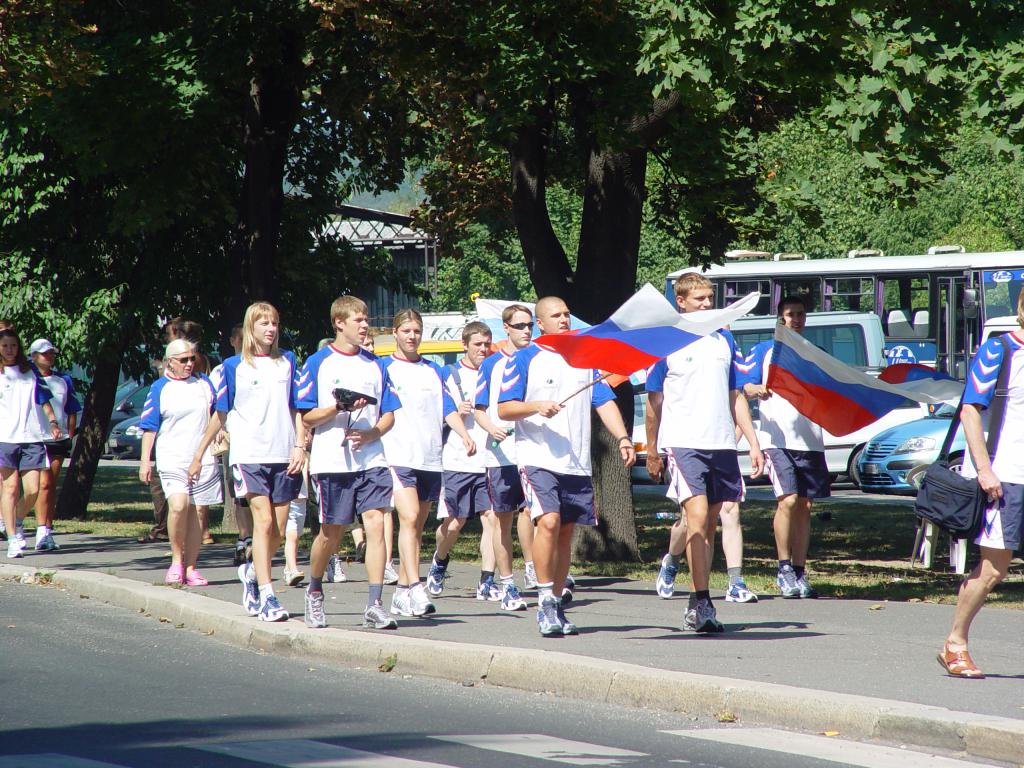 03-75  2003 г.  Сборная России выходит на церемонию открытия. Чемпионат Европы. Либерец, Чехия..JPG