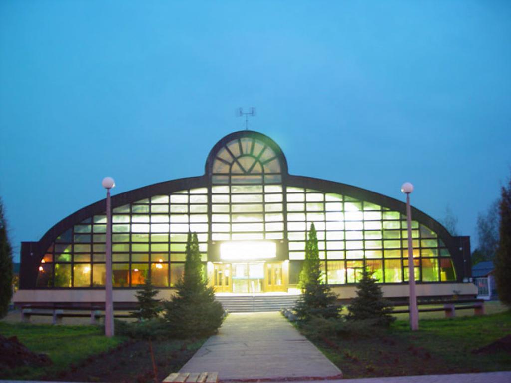 05-30  2005 г.  Бассейн готов принять участников соревнований. ХI клубный чемпионат Европы (Кубок  CMAS). Хайдусобосло, Венгрия.