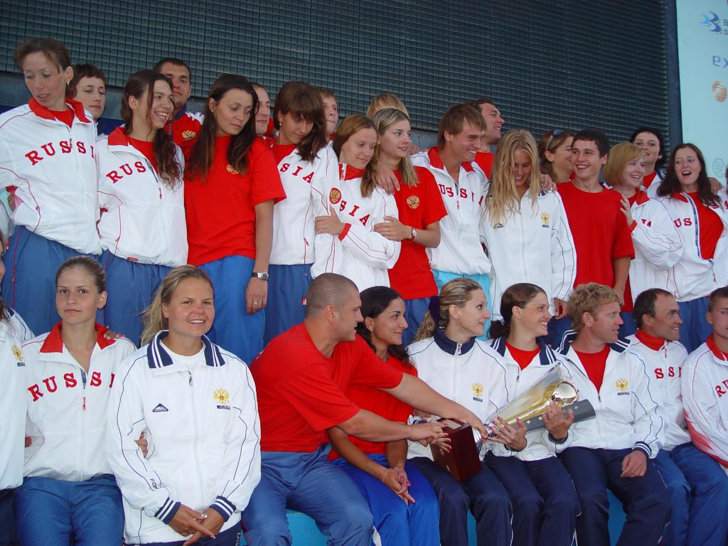 07-31  2007 г.  Сборная России на церемонии закрытия. Всемирные игры CMAS. Бари, Италия..JPG
