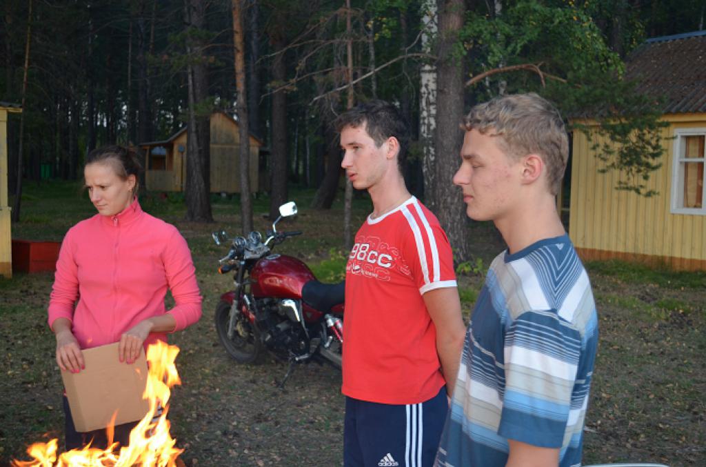 12-63  2012 г   А.Бер, А.Миронов, В.Воеводин. Спортлагерь ТГУ, Киреевск, ТО.12-63