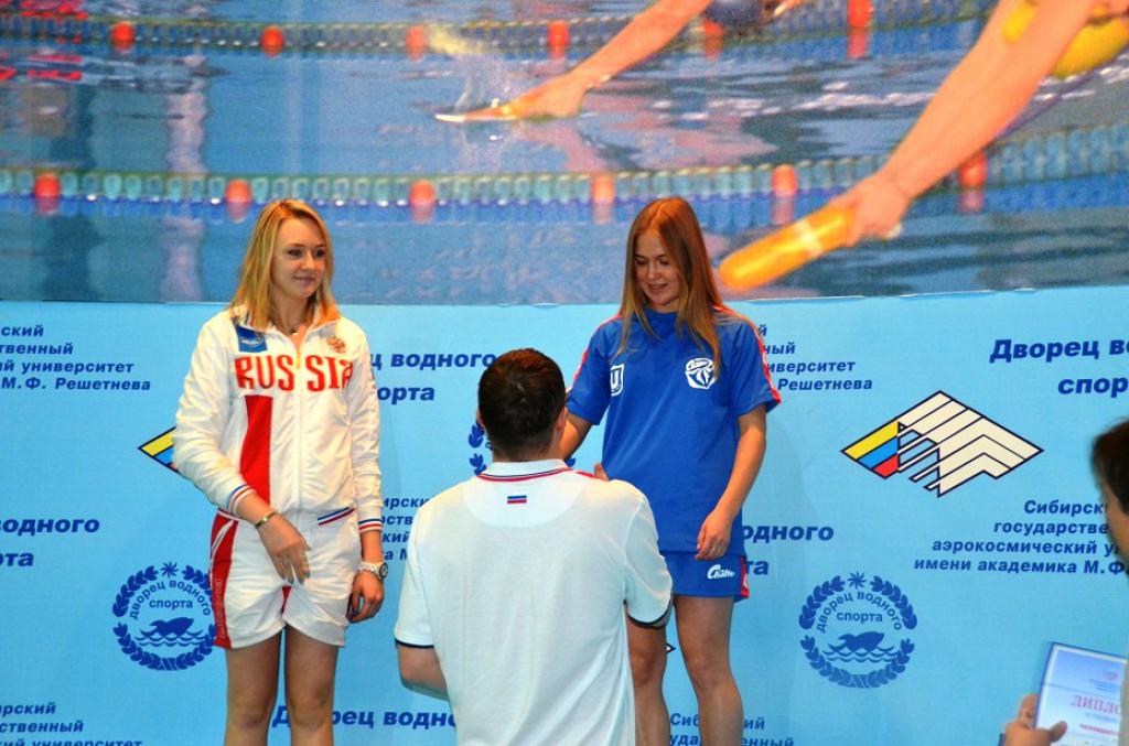15-85 2015 Ю.Бакшеева (СибГМУ), Ю.Веселова,  чемпионат России среди студентов, Красноярск, ДВС СибГАУ.JPG