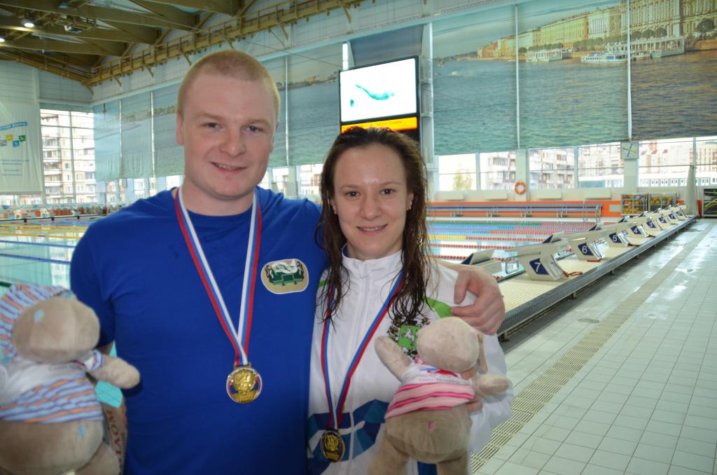 16-40 2016 Павел Кабанов (Новосибирск) и Анна Бер - чемпионы России 2016г в плавании на 50м  чемпионат России С.-Петербург.JPG